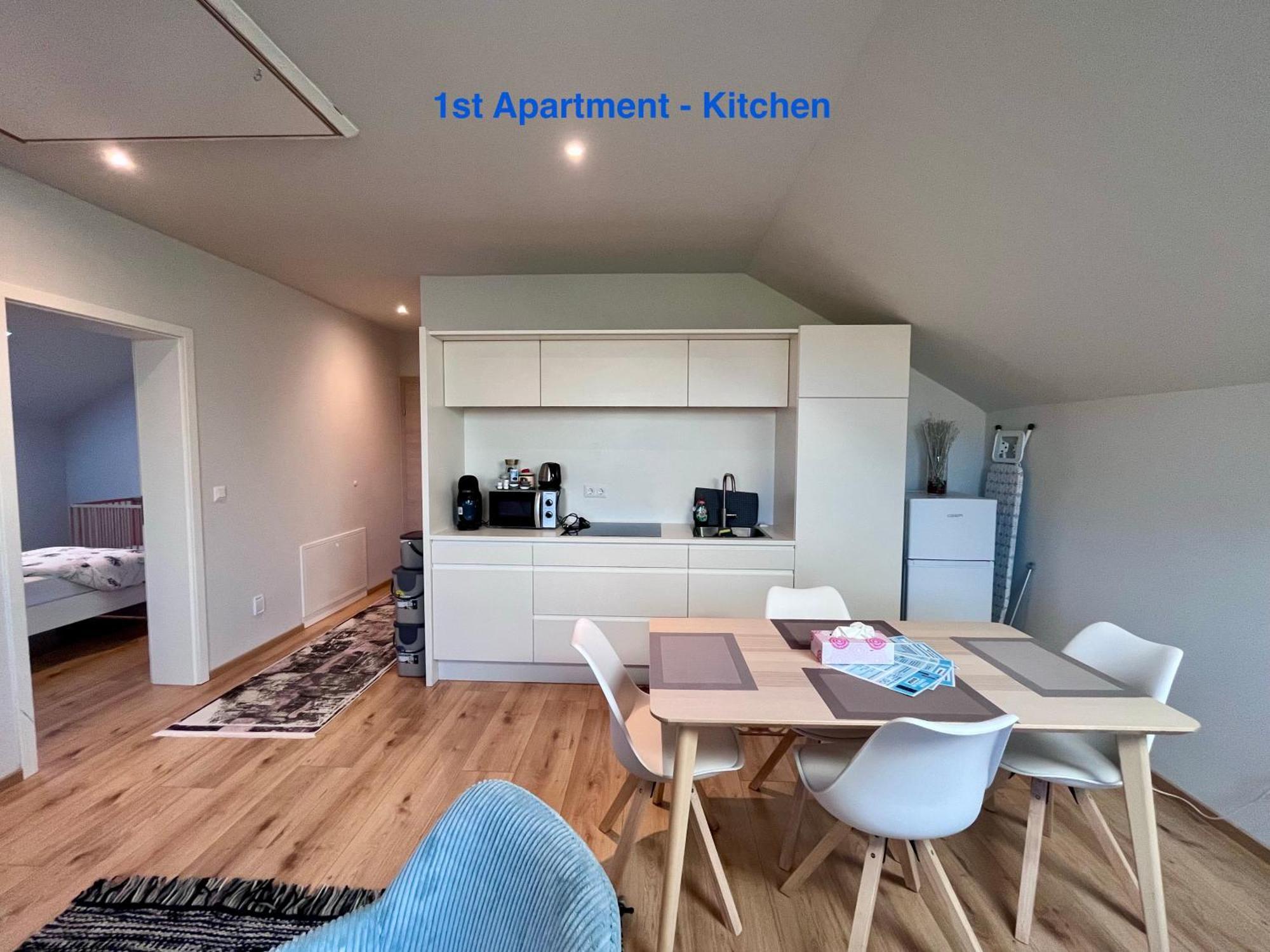 Cozy Apartment Near Vienna Airport Schwechat Eksteriør bilde